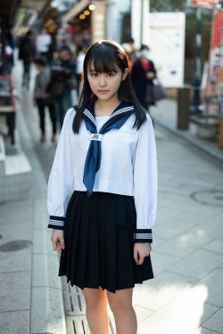 林黛玉葬花