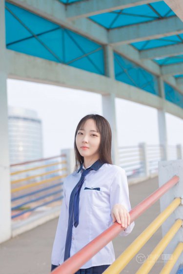 年轻女老板做愛