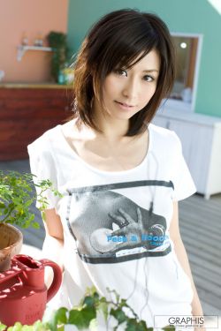 蓝衣电车女